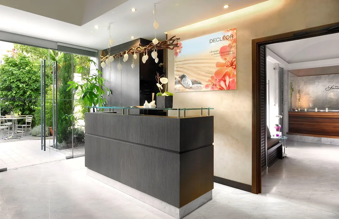 Splendid Hotel & Spa Nice-1